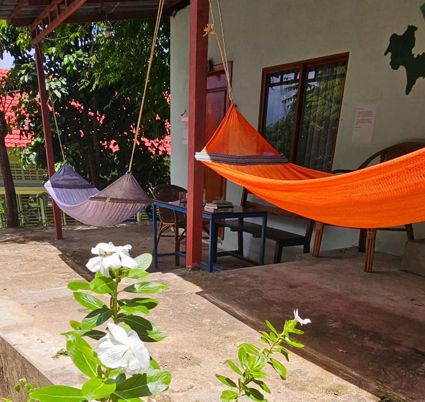The Small Guest House Kaoh Touch Экстерьер фото